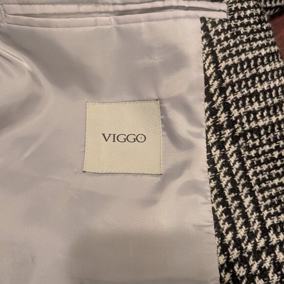 Elegant Viggo Glen Plaid Topcoat – Size 40 REG - Picture 11 of 13